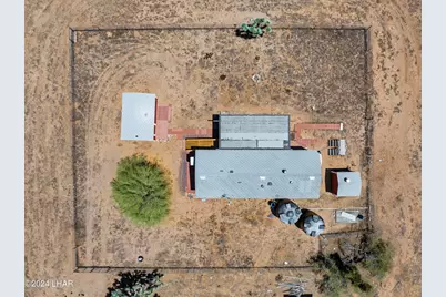 6705 E Red Barrel Rd, Yucca, AZ 86438 - Photo 40