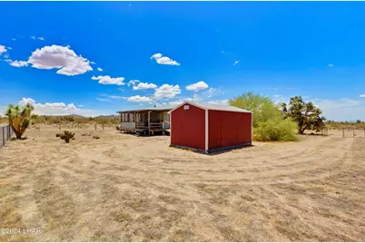 6705 E Red Barrel Rd, Yucca, AZ 86438 - Photo 30