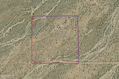 6705 E Red Barrel Rd, Yucca, AZ 86438 - Photo 46