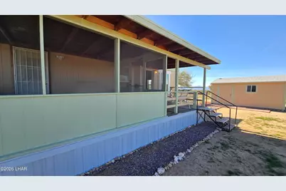 6705 E Red Barrel Rd, Yucca, AZ 86438 - Photo 22