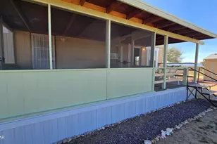 6705 E Red Barrel Rd, Yucca, AZ 86438 - Photo 20