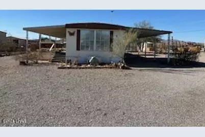 70 N Emelia Ave, Quartzsite, AZ 85346 - Photo 1