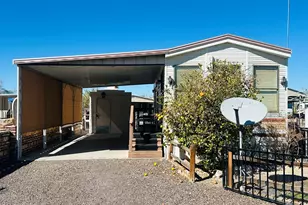 200 N Moon Mountain Ave, Quartzsite, AZ 85346 - Photo 2