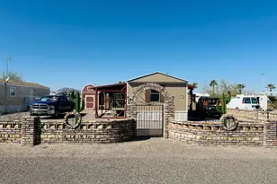 200 N Moon Mountain Ave, Quartzsite, AZ 85346 - Photo 2