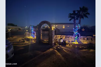 200 N Moon Mountain Ave #18, Quartzsite, AZ 85346 - Photo 2