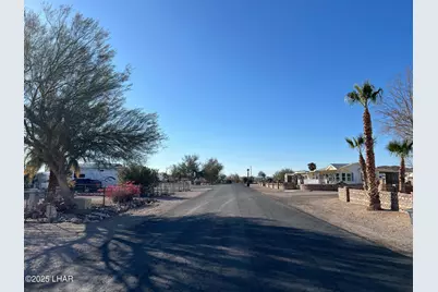 875 S Connor Ln, Quartzsite, AZ 85346 - Photo 26