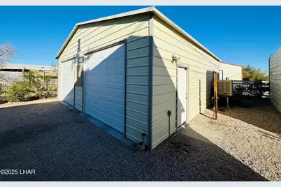 180 Sunrise St, Quartzsite, AZ 85346 - Photo 28