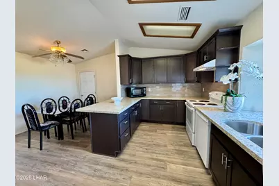 491 Rolling Hills Dr, Lake Havasu City, AZ 86406 - Photo 14