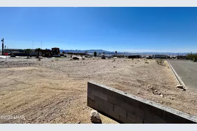 3651 Jamaica Blvd S, Lake Havasu City, AZ 86406 - Photo 8