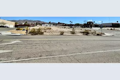 3651 Jamaica Blvd S, Lake Havasu City, AZ 86406 - Photo 4