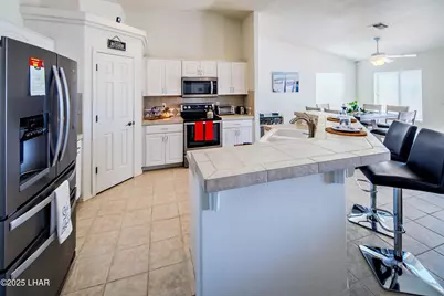 1295 Tanqueray Dr, Lake Havasu City, AZ 86404 - Photo 14