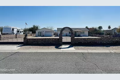 49739 Ruby Ave, Quartzsite, AZ 85346 - Photo 2