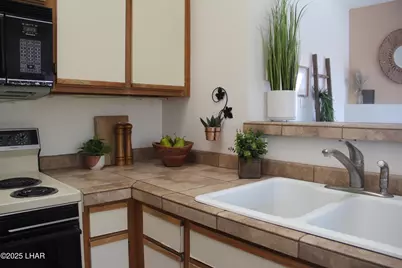 1650 Smoketree Ave S #218, Lake Havasu City, AZ 86403 - Photo 12