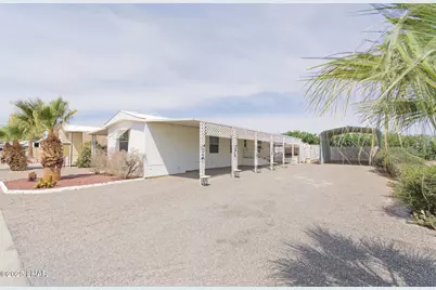 490 N Moon Mountain Ave #14, Quartzsite, AZ 85346 - Photo 1