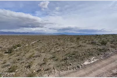 Lot 12 Bridgeport Rd, Golden Valley, AZ 86413 - Photo 1