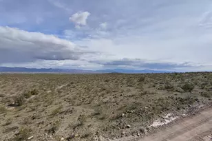 Lot 12 Bridgeport Rd, Golden Valley, AZ 86413 - Photo 1