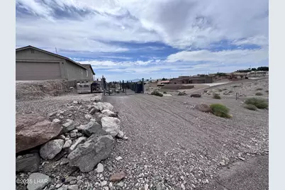 3861 Texoma Dr, Lake Havasu City, AZ 86404 - Photo 2