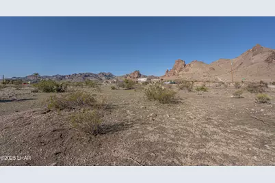 0000 Hualapai Dr W, Golden Valley, AZ 86413 - Photo 6