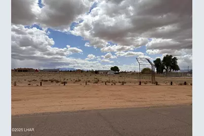 7634 Vista Dr, Kingman, AZ 86401 - Photo 2