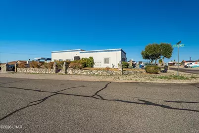 211 Columbine Dr, Lake Havasu City, AZ 86403 - Photo 2