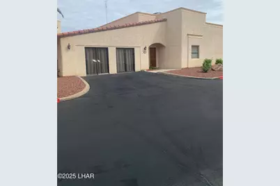 1008 Barcelona #1, Lake Havasu City, AZ 86403 - Photo 2