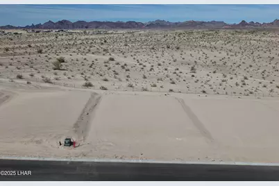 1557 E North View Dr, Lake Havasu City, AZ 86404 - Photo 2