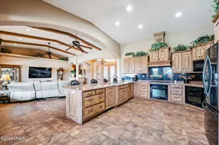 6010 Circula De Hacienda, Lake Havasu City, AZ 86406 - Photo 12