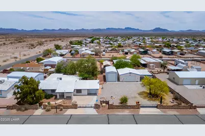 49539 Rainbow Dr, Quartzsite, AZ 85346 - Photo 2