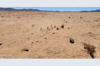 5982 N Patrick Dr, Kingman, AZ 86401 - Photo 4