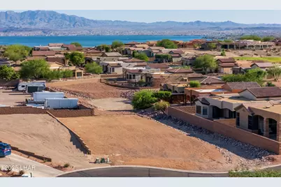 1984 E Troon Dr, Lake Havasu City, AZ 86404 - Photo 10