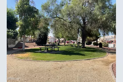 2439 Dawn Dr, Lake Havasu City, AZ 86404 - Photo 4