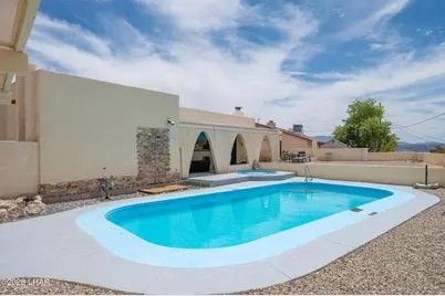 815 Rolling Hills Plz N, Lake Havasu City, AZ 86406 - Photo 2