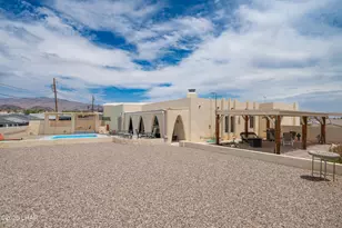 815 Rolling Hills Plaza N, Lake Havasu City, AZ 86406 - Photo 4