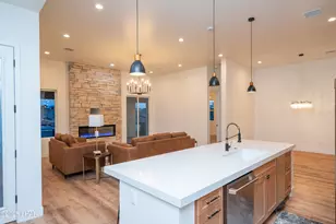 1874 E Troon Dr, Lake Havasu City, AZ 86404 - Photo 6