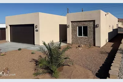2205 Sandwood Dr, Lake Havasu City, AZ 86403 - Photo 1