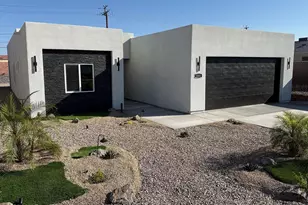 2211 Sandwood Dr, Lake Havasu City, AZ 86403 - Photo 1