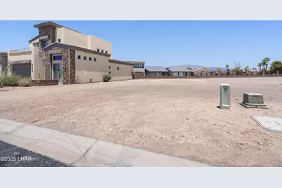 791 Malibu Cir, Lake Havasu City, AZ 86406 - Photo 8