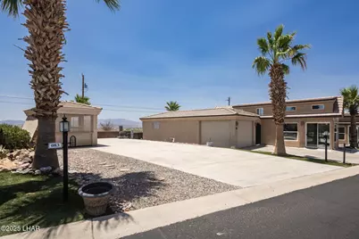 1905 Victoria Farms Rd. #82, Lake Havasu City, AZ 86404 - Photo 4