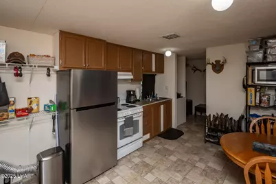 1100 Riverside Dr #415, Lake Havasu City, AZ 86404 - Photo 4
