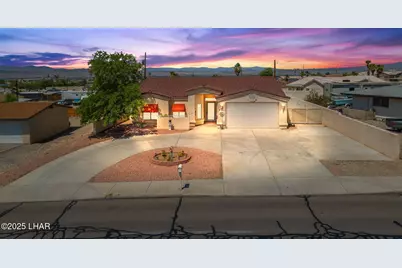 273 Acoma Blvd N, Lake Havasu City, AZ 86403 - Photo 1