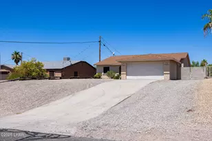 3449 Indian Peak Dr, Lake Havasu City, AZ 86406 - Photo 2