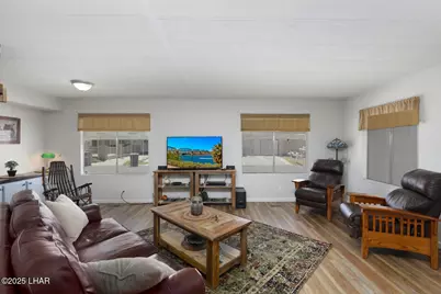 236 N Moonlight Dr, Parker, AZ 85344 - Photo 10