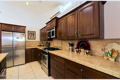 49605 Felspar Ave, Quartzsite, AZ 85346 - Photo 12