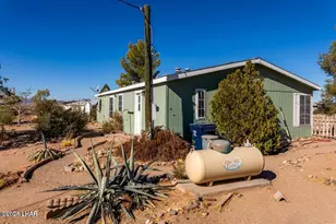 3338 W Malibu Rd, Golden Valley, AZ 86413 - Photo 4