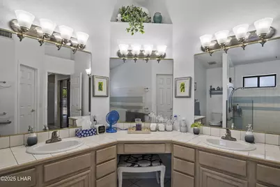 2691 Edgewood Dr, Lake Havasu City, AZ 86406 - Photo 16