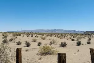 53812 65th St, Salome, AZ 85348 - Photo 1