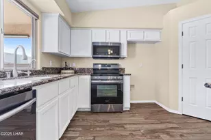 679 Apache Dr, Lake Havasu City, AZ 86406 - Photo 16
