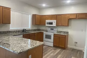 1990 Folzman Dr, Lake Havasu City, AZ 86404 - Photo 4