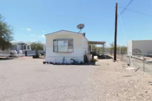 731 W Camel St, Quartzsite, AZ 85346 - Photo 4