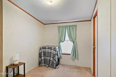 11989 Howard Rd, Yucca, AZ 86438 - Photo 10